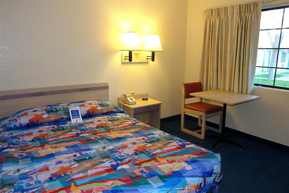 Motel 6-Barstow, Ca Zewnętrze zdjęcie